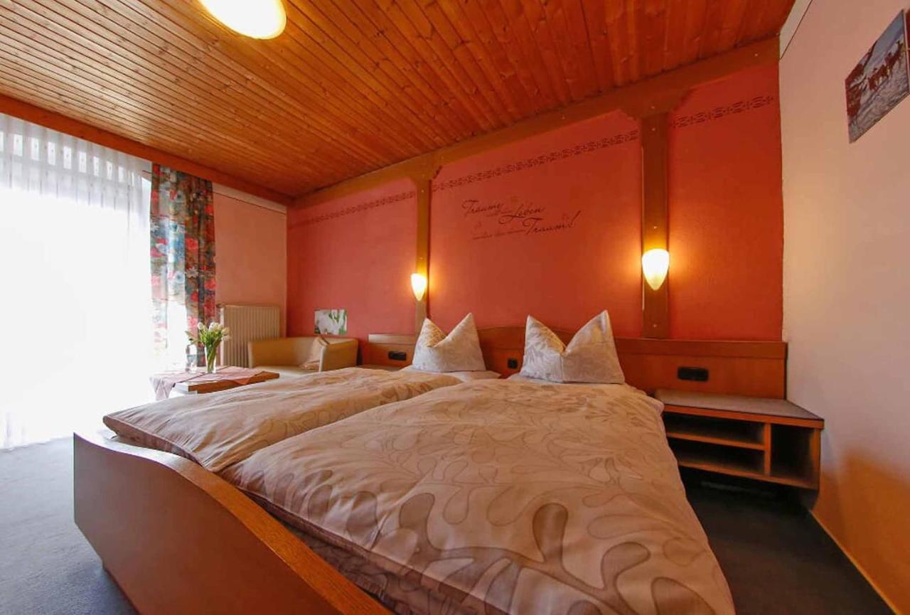 Gasthof-Metzgerei-Pension Schierlitz ริมบาค ภายนอก รูปภาพ