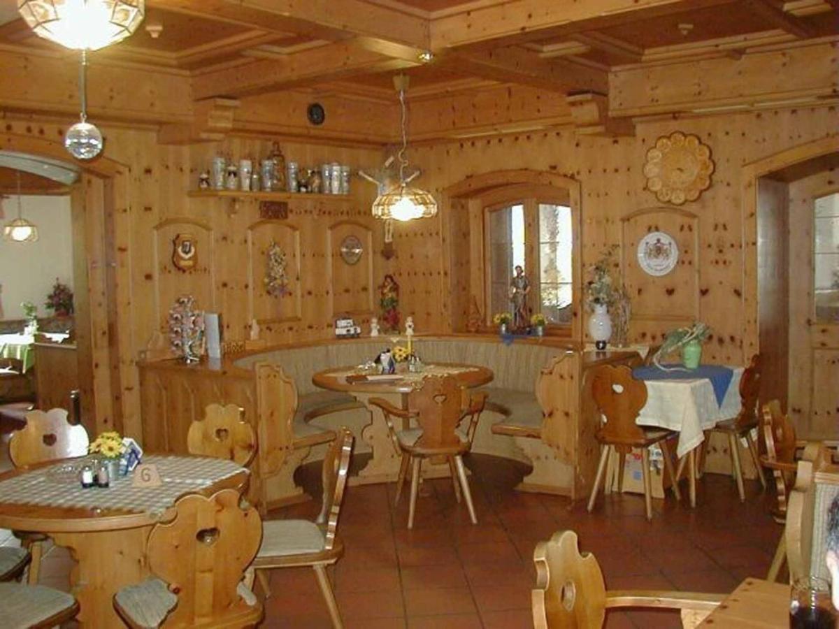 Gasthof-Metzgerei-Pension Schierlitz ริมบาค ภายนอก รูปภาพ